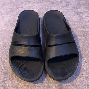 slip in oofoo slides